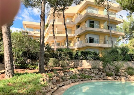 Well-kept apartment in a beautiful community complex in Sol de Mallorca