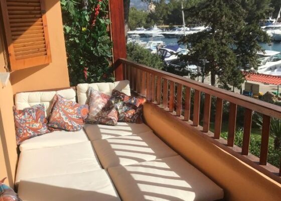 Wohnung mit Hafenblick in Santa Ponsa zu verkaufen