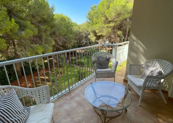 Moderne, zwei Schlafzimmer Wohnung in Sol de Mallorca zu vermieten