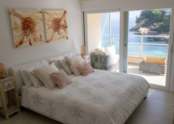 Fünf Schlafzimmer Meerblick Apartment in Cala Vinyas zu verkaufen