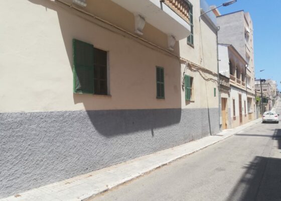 Einzigartiges Stadthaus mit Vermietungslizenz in Porto Christo