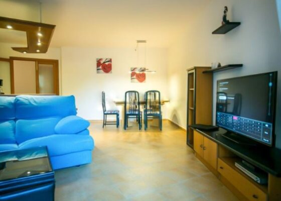 Apartment next to the beach in cala Vinyas for rent