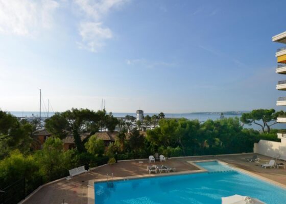 Sea view apartment in Portals for long term rental