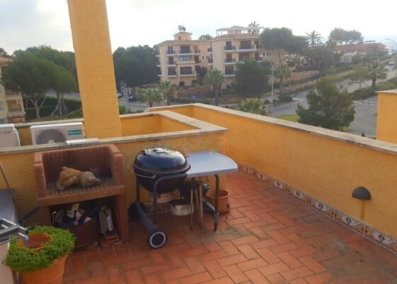 Penthouse with sea access in nova santa ponsa to rent
