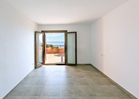Sea view apartment in Illetas for sale or rent