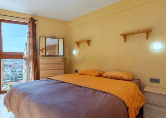 Zwei Schlafzimmer Wohnung in Santa Ponsa zu vermieten