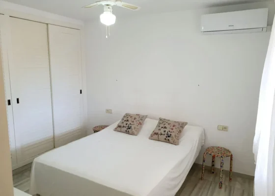 * VERMIETET BIS APRIL 2025 * Penthouse mit Meerzugang in Nova Santa Ponsa zu vermieten