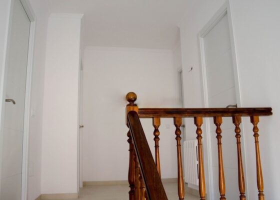 Unfurnished house in Son Ferrer to rent