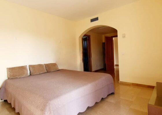 Three bedroom luxury apartment in Nova Santa ponsa for rent