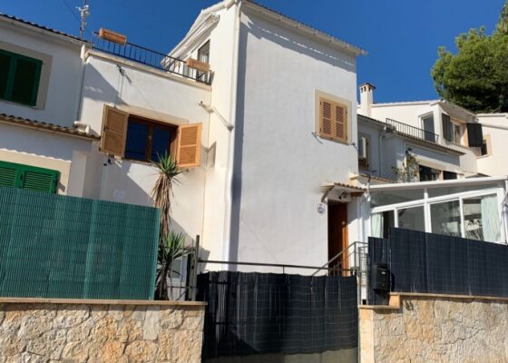 Semi-detached house in Portals for rent