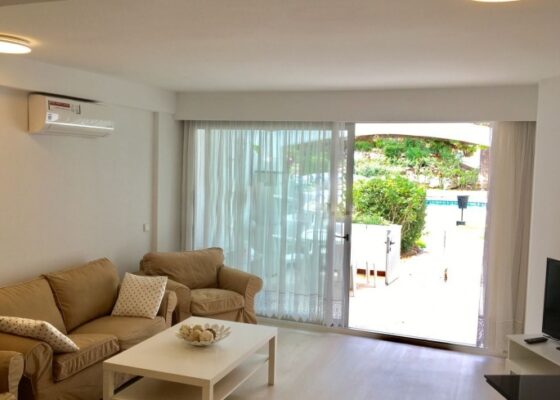 Modern two bedroom apartment in santa ponsa for Long term rental