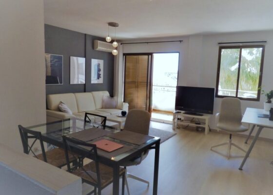 Schöne Wohnung mit zwei Schlafzimmern in Santa Ponsa zu verkaufen