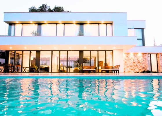 Neue Luxusvilla in Nova Santa Ponsa zu vermieten