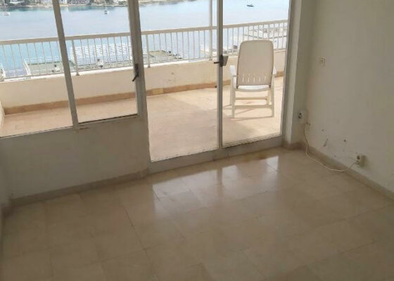 Sea view apartment in santa ponsa for sale
