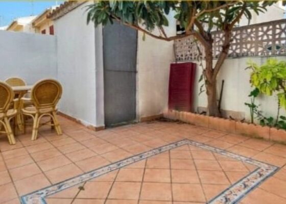 Townhouse in son Ferrer for sale