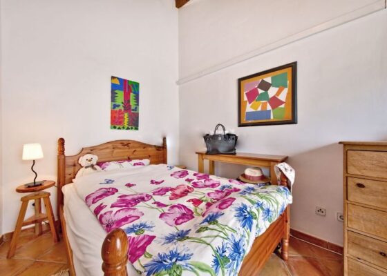 Charming house in andratx to rent