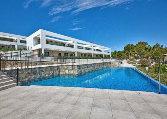 Terraced house with sea view in Cala Vinyas