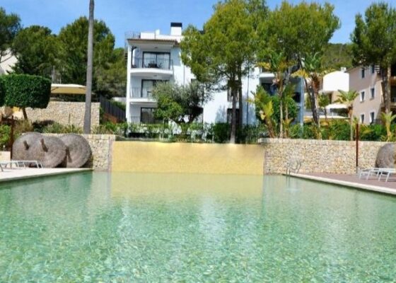 Modern sea view apartment for sale in Camp de Mar, Mallorca