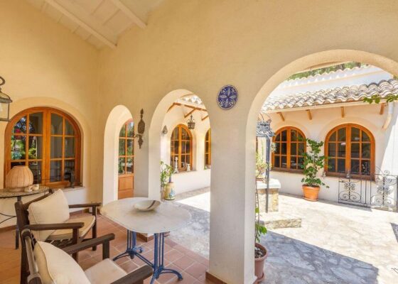 Mediterrane Villa in Paguera zu verkaufen