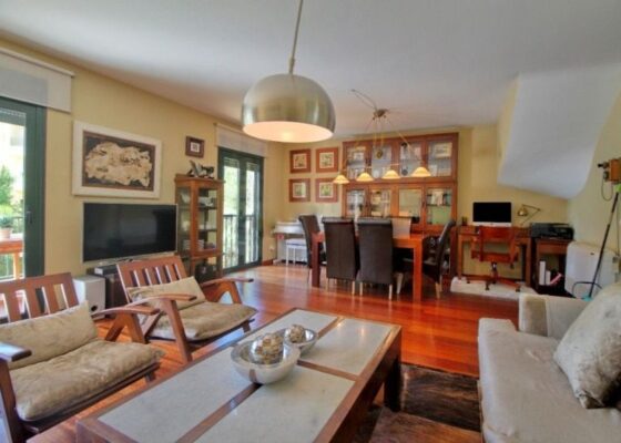 Townhouse in a beautiful community in Santa Ponsa for sale