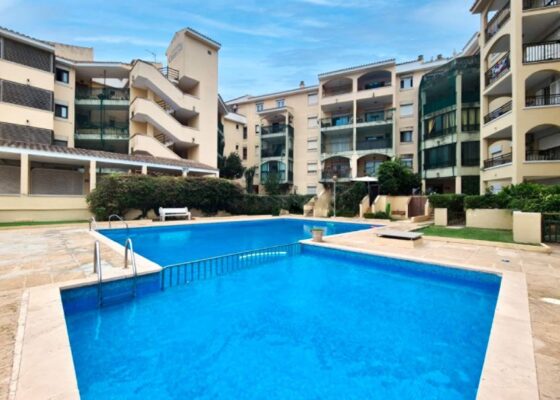Nice apartment close to the beach in santa ponsa for sale