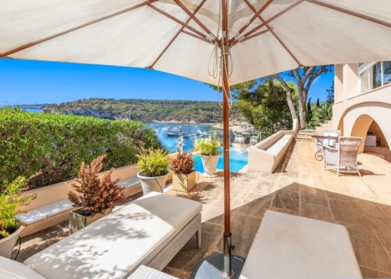 Villa in erster Meereslinie in Sol de Mallorca zu vermieten