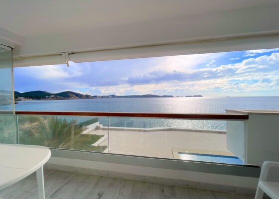 Apartment with majestic sea views to rent