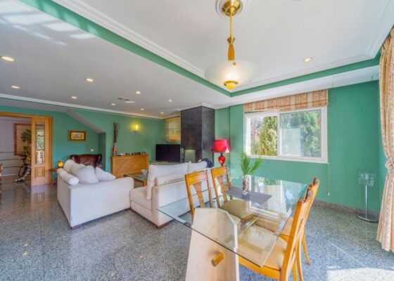 Villa mit Meerblick in Costa den Blanes zu verkaufen