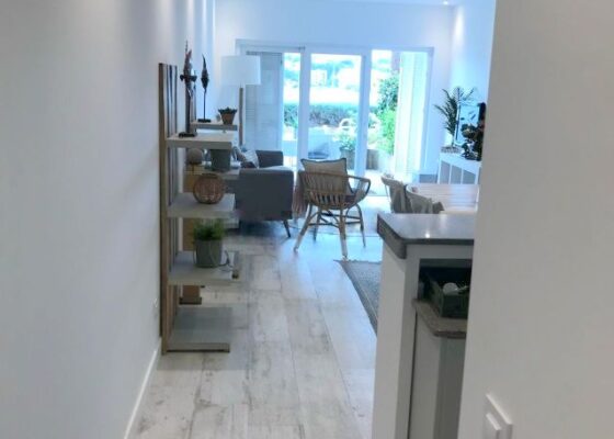 Renovated, frontline apartment to rent- santa ponsa