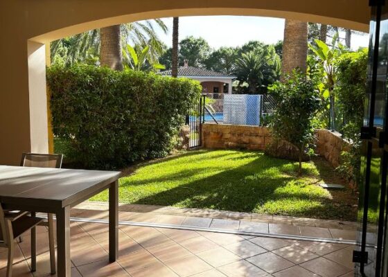Moderne Gartenwohnung in Santa Ponsa zu vermieten