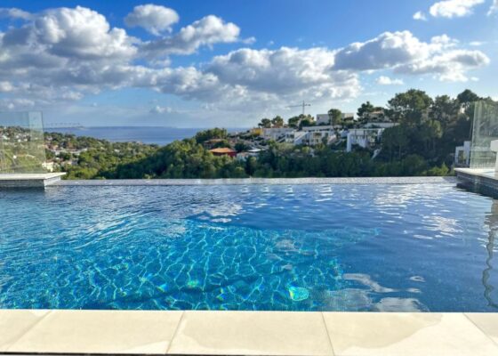 Fabulous Villa with sea views in Costa den blanes