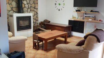 Rustic house in paguera – capdella to rent