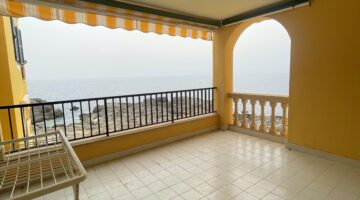 Two bedroom sea view apartment in santa ponsa to rent