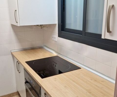 Moderne Wohnung in Portals zu vermieten