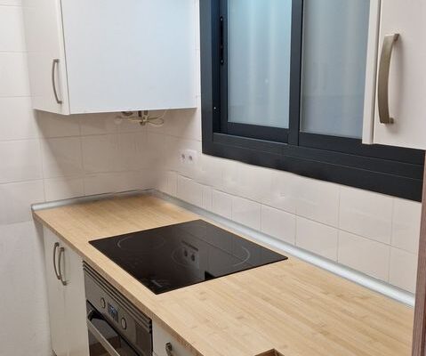 Moderne Wohnung in Portals zu vermieten