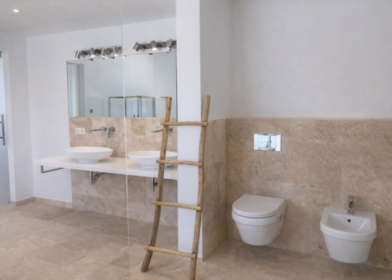 * ALQUILADO HASTA 2026 * Preciosa y moderna villa con vistas parciales al mar en alquiler