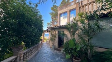 Atemberaubende Villa in erster Meereslinie in Portals – Puerto Portals