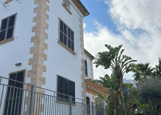 Seaview Villa with sea access in port andratx