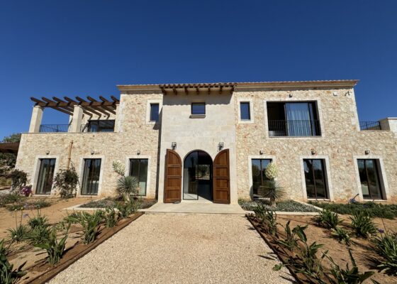 Extraordinary Finca in Santanyi – Cala Llombards