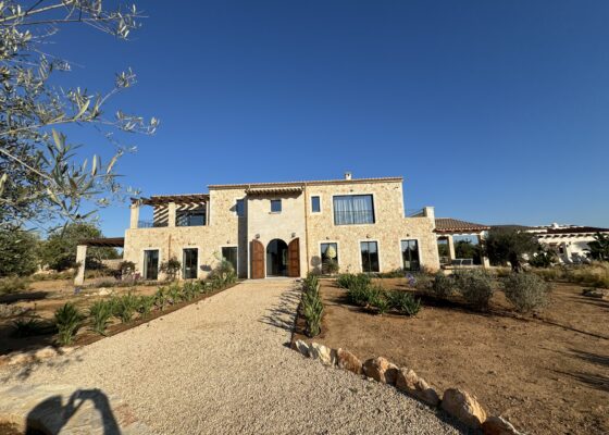 Extraordinary Finca in Santanyi – Cala Llombards