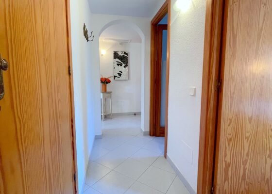 Two bedroom apartment by the beach in santa ponsa