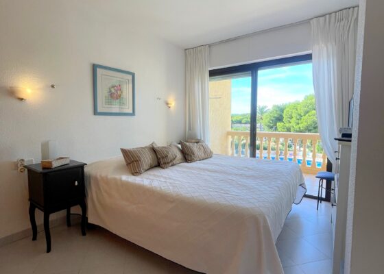 Two bedroom apartment by the beach in santa ponsa