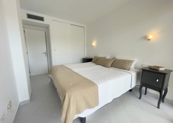 Zwei-Zimmer-Wohnung am Strand in Santa Ponsa