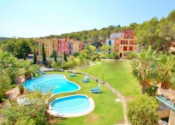 Two bedroom groundfloor in santa ponsa for rent