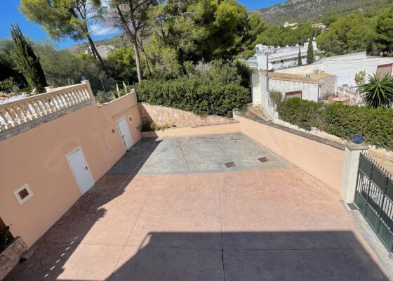 Mediterranean property in Paguera for sale