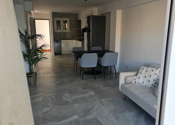 Modern apartment in El Toro for sale