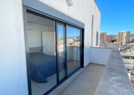 * AVAILABLE MARCH 2025 * Penthouse in Palma to rent