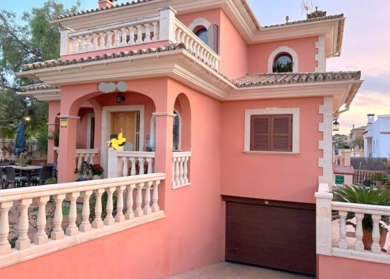 Independent house in Son ferrer for sale