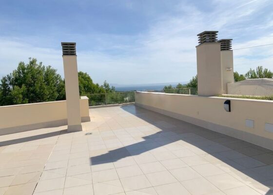 Seaview penthouse in sol de mallorca – long term rental