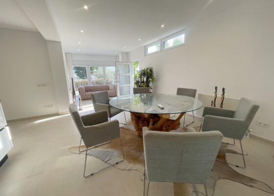 Luxury Villa in Palmanova with guest apartment for sale